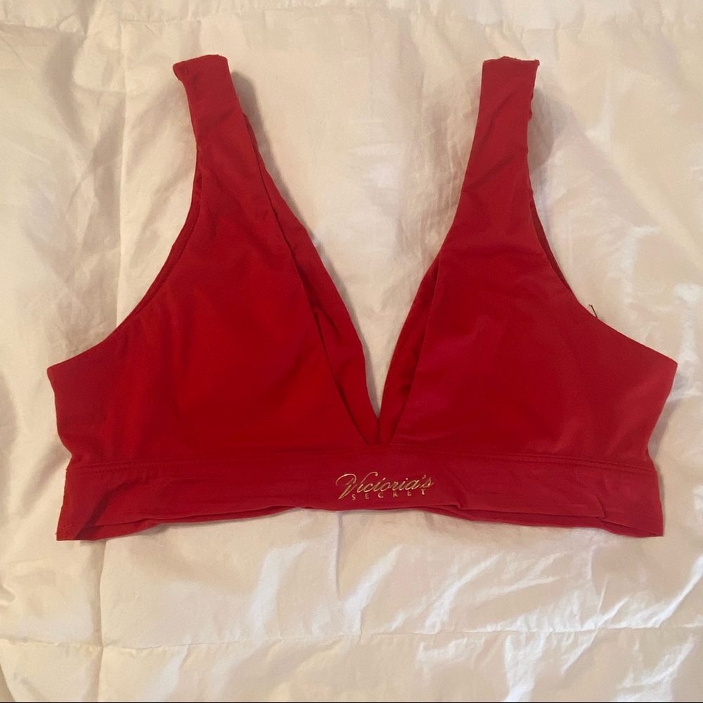 Victoria’s Secret Red Unlined Wireless Bra